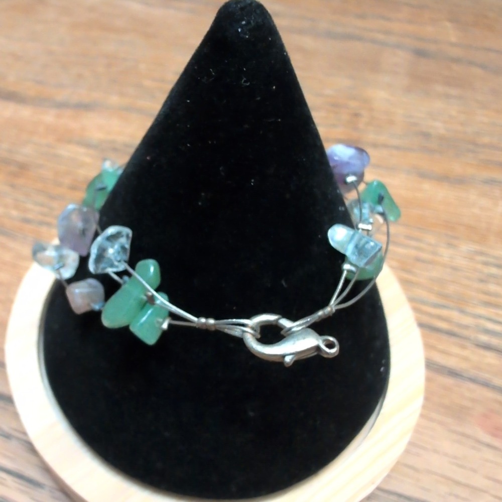 Fluorite Chip Multi Strand Bracelet Green Purple‎ Silver Tone Wire Lobster Clasp - Picture 2 of 3